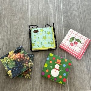 5 napkins sets and a napkin holder